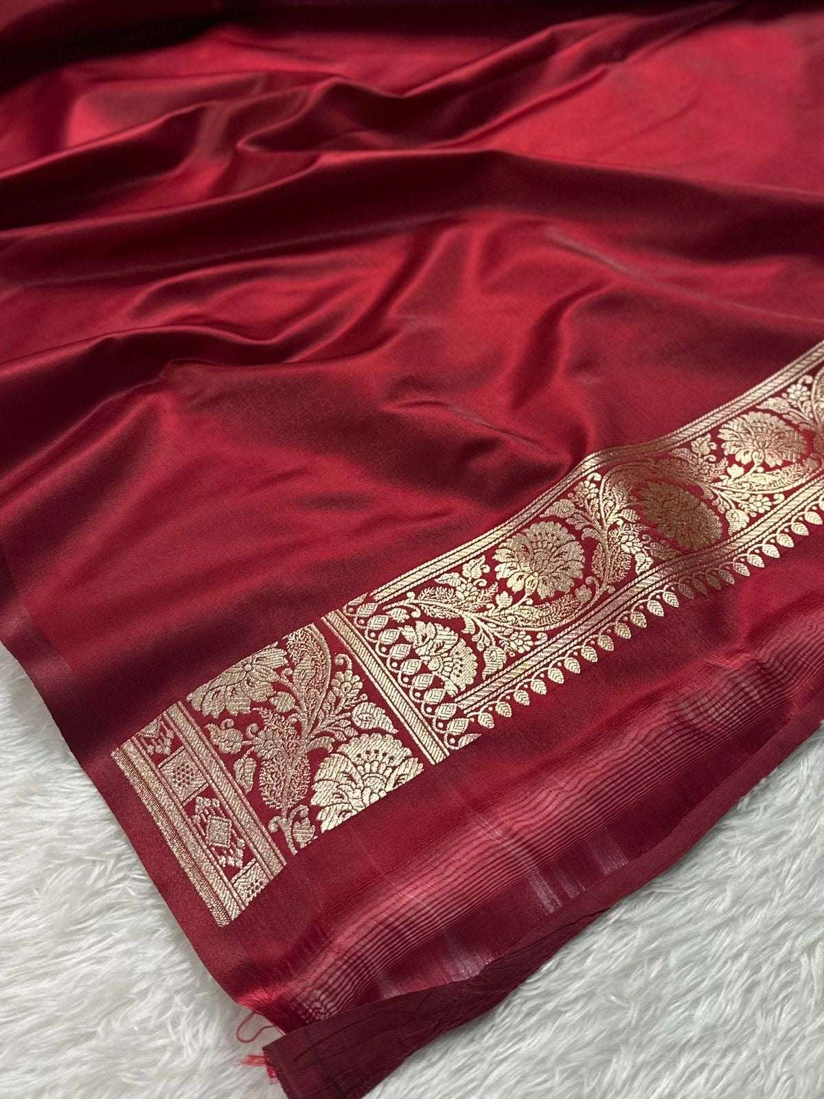 Bridal   Maroon   Booti   Satin   Silk   Saree