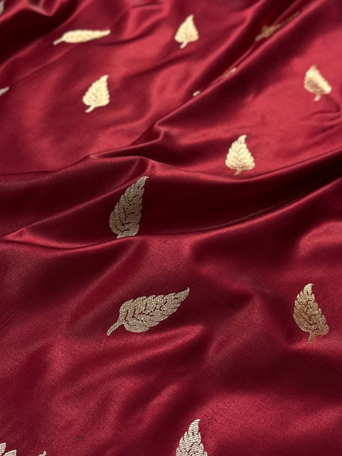 Bridal   Maroon   Booti   Satin   Silk   Saree