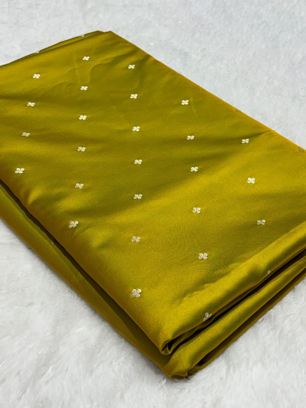 Mashru Silk Banarasi Saree in Buti Pattern