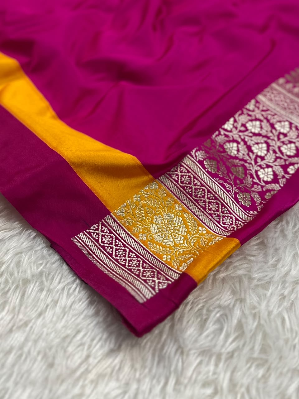 Contrast Border Mashru Silk Banarasi Saree