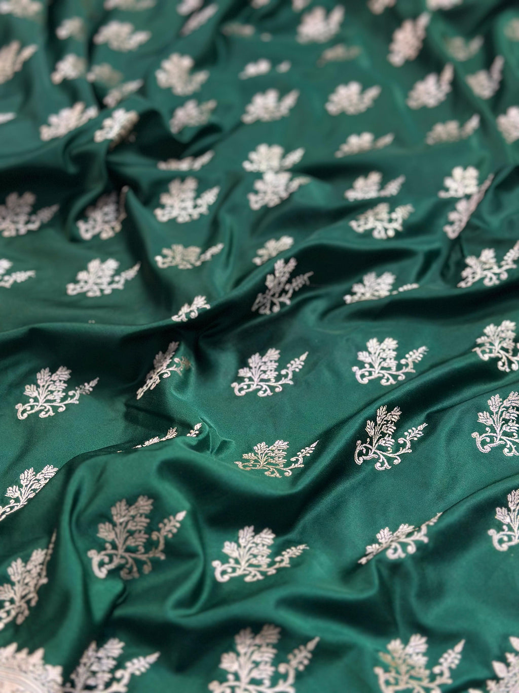 Bottle Green Mashru Silk Banarasi Saree Woven with Golden Zari