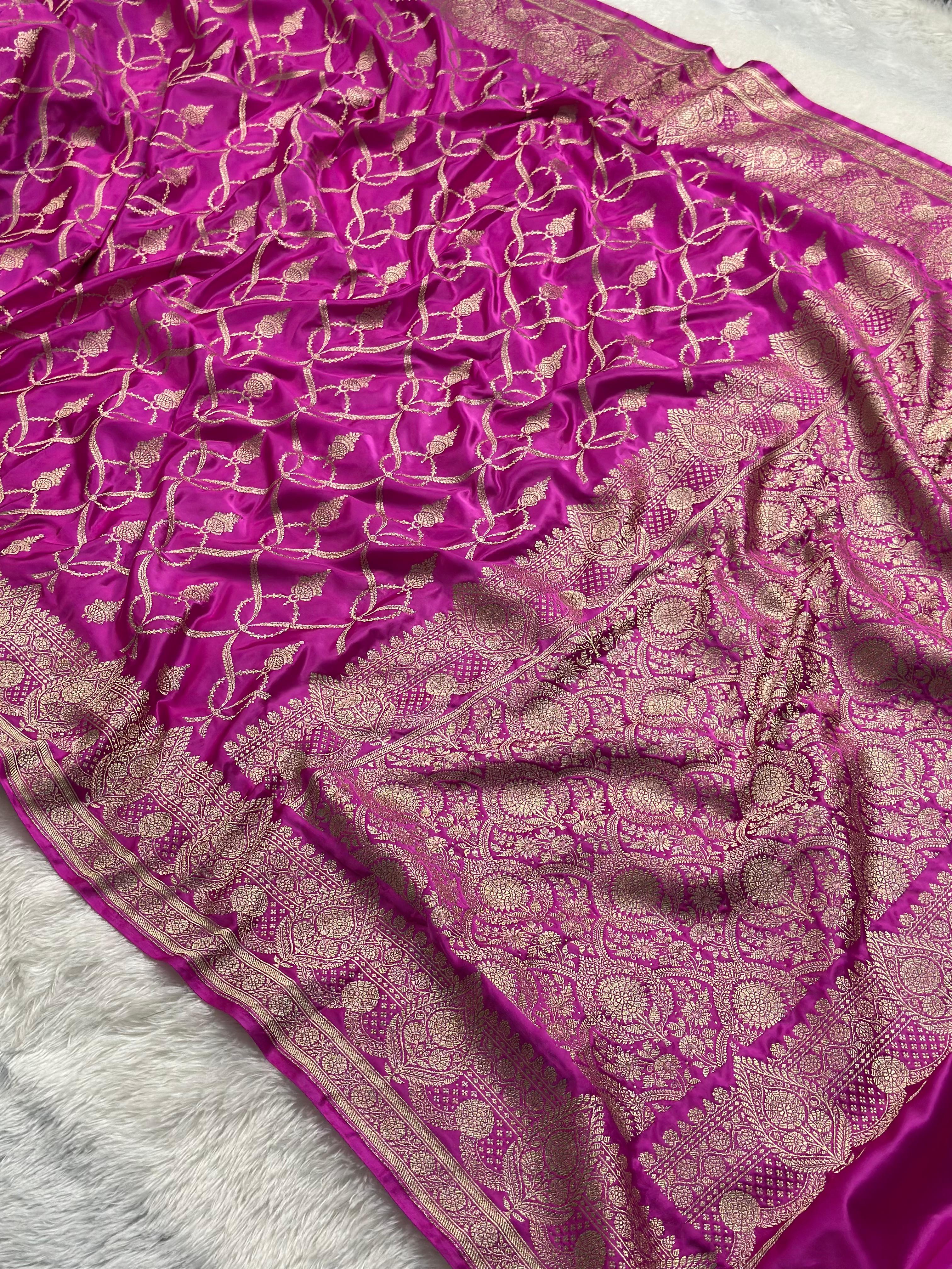 Magenta Mashru Silk Banarasi Saree Woven with Golden Zari