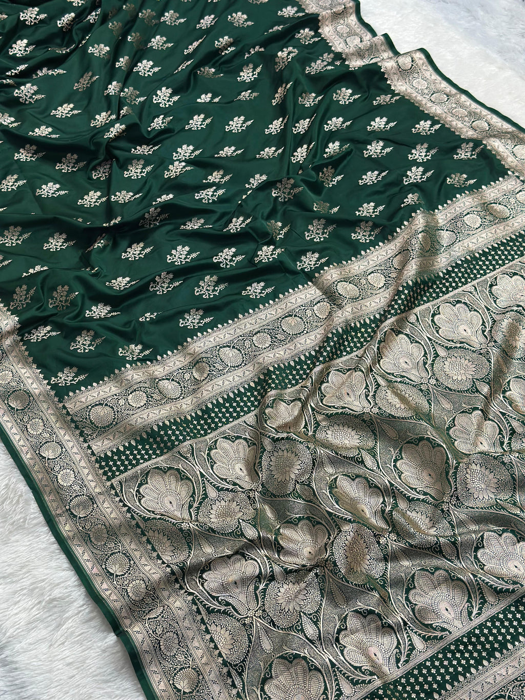 Bottle Green Mashru Silk Banarasi Saree Woven with Golden Zari