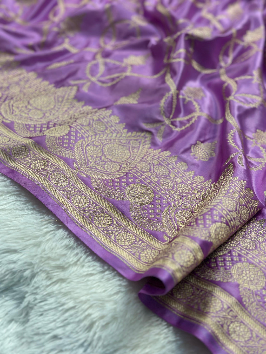 Lavender Mashru Silk Banarasi Saree Woven with Golden Zari