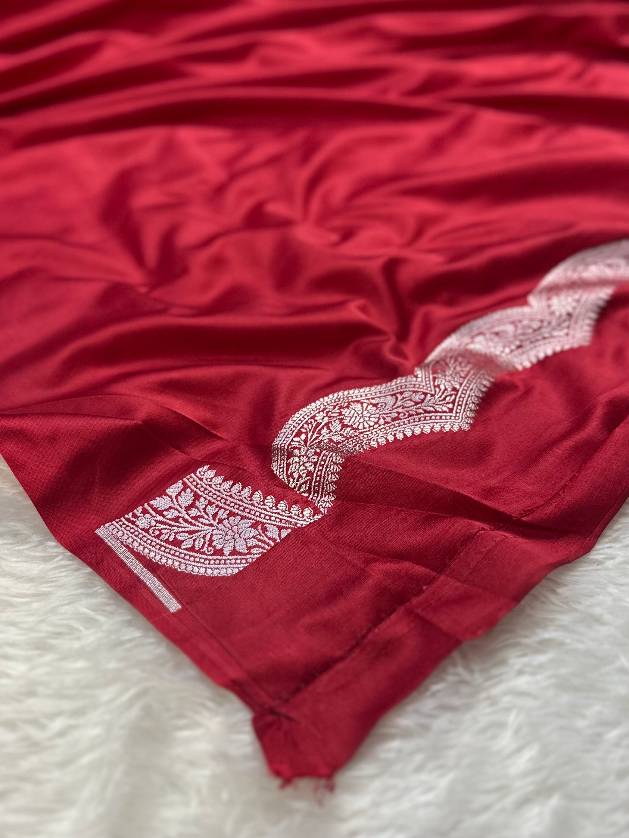 Bridal Red Mashru SilkBanarasi Saree in Buta pattern