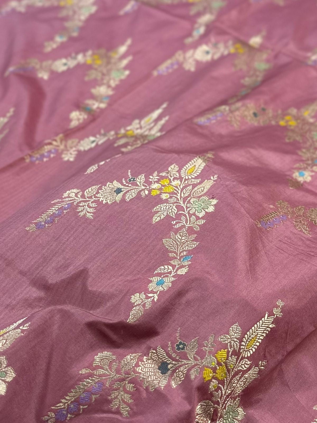 Baby Pink Pure Katan Silk Kadua Weave Banarasi Saree with Menakari Jaal Pattern