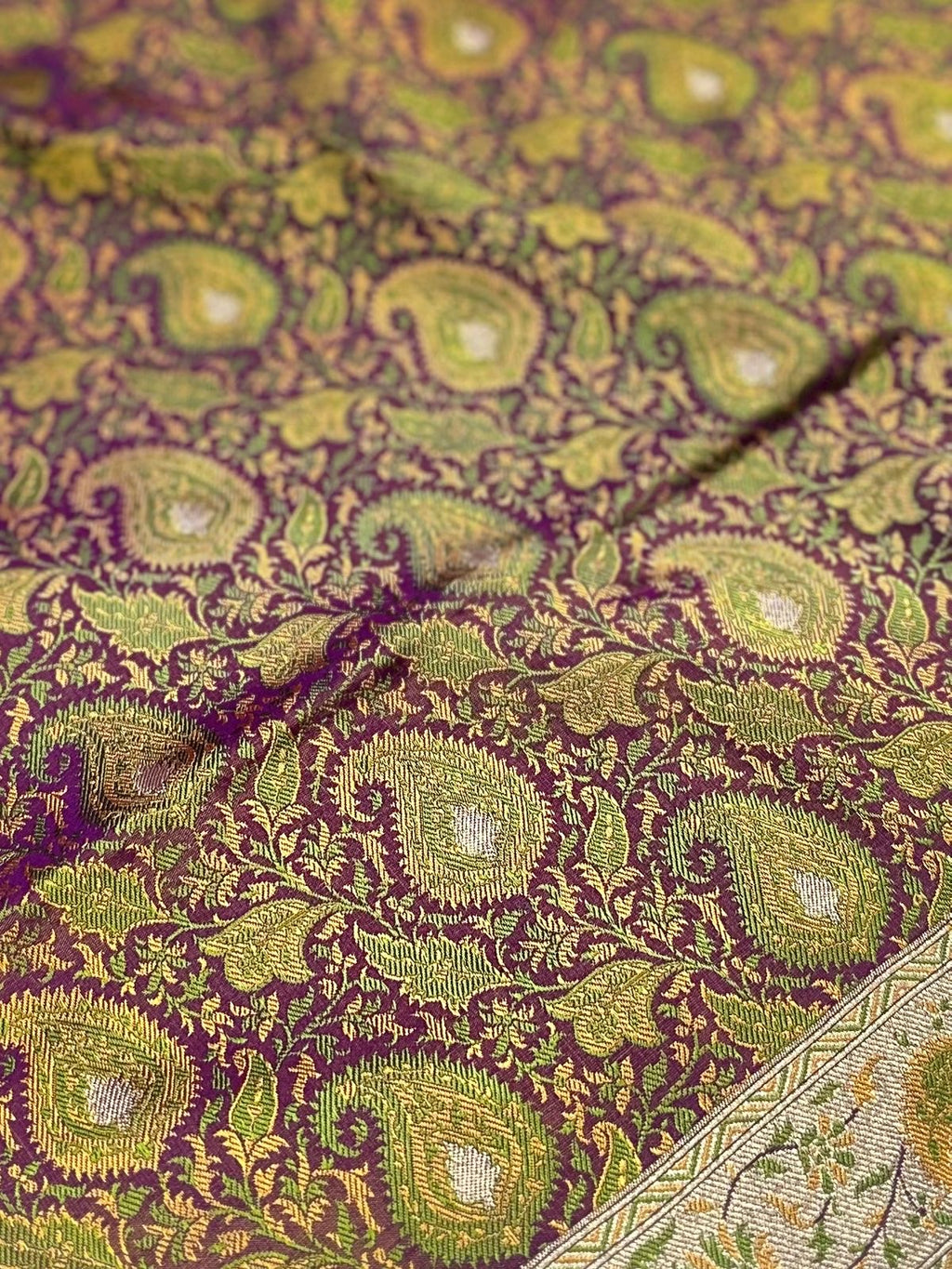 Jamawar Meenedar Buti Satin Katan Silk Banarasi Saree