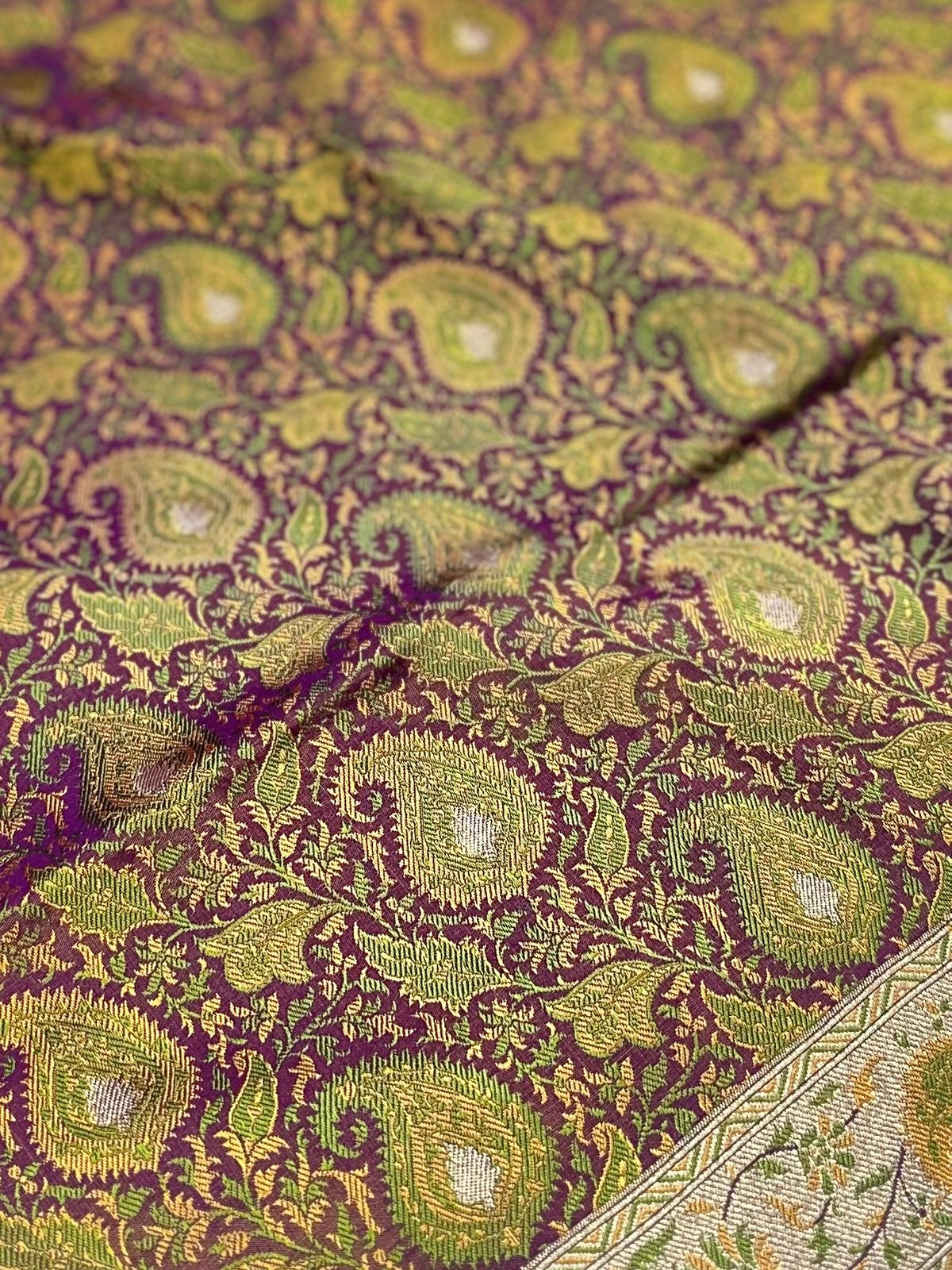 Jamawar Meenedar Buti Satin Katan Silk Banarasi Saree