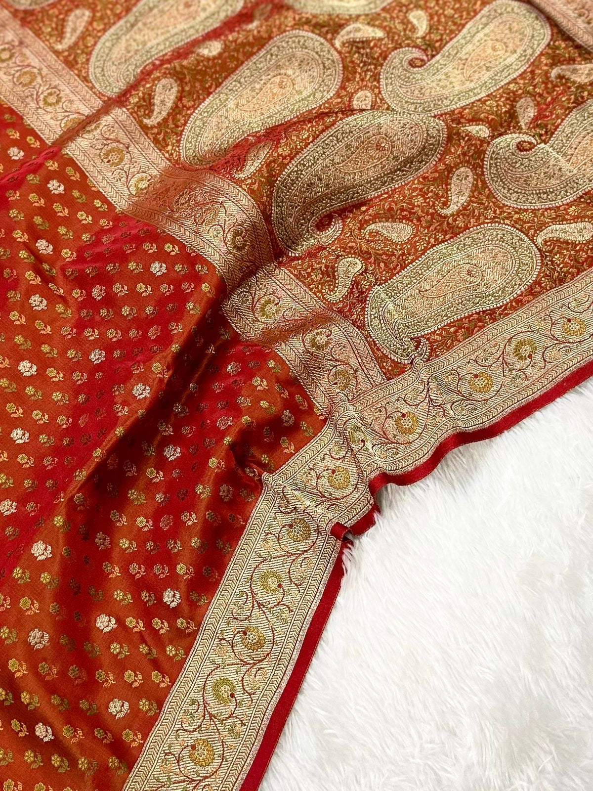 Jamawar Meenedar Buti Satin Katan Silk Banarasi Saree