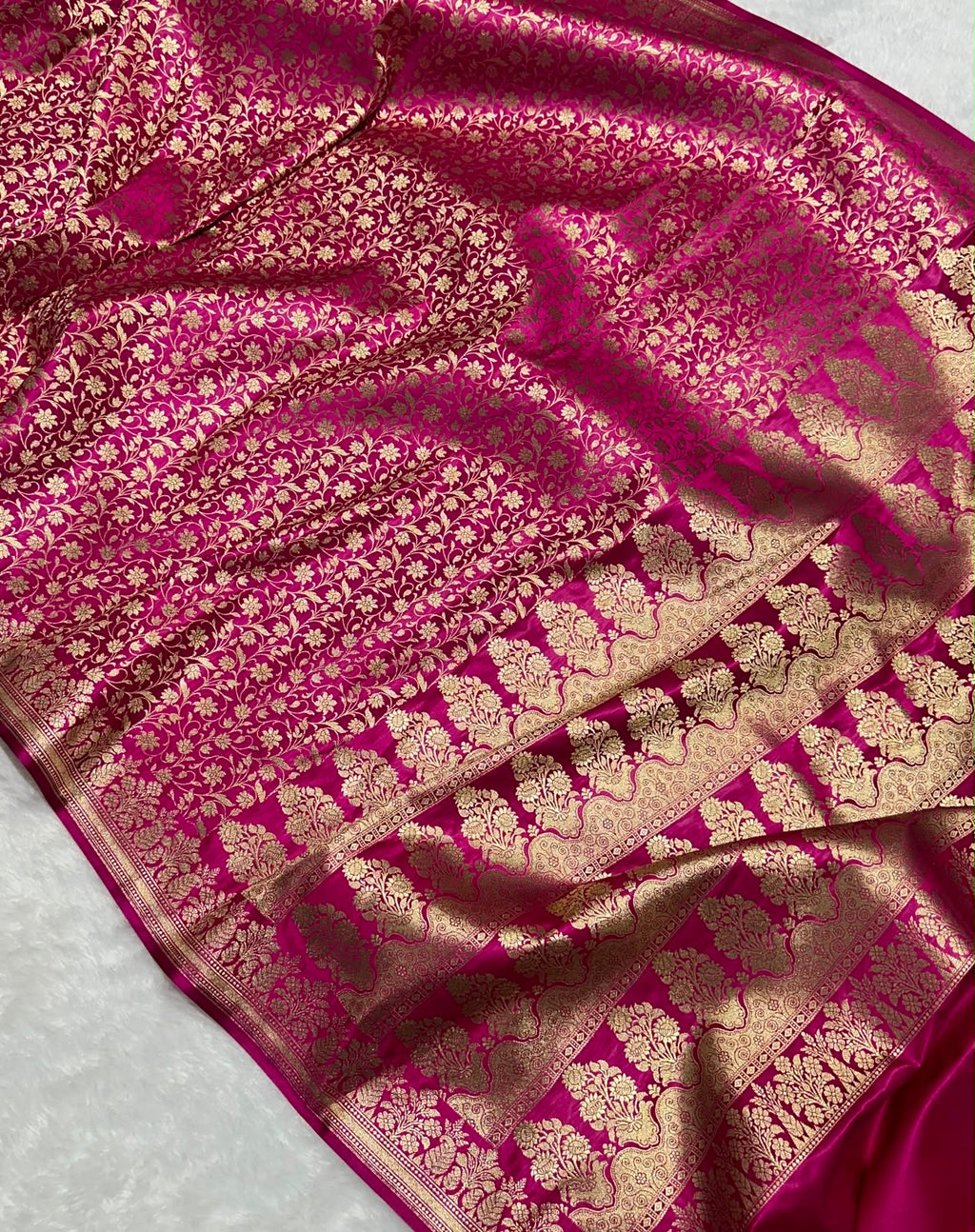 Mashru Banarasi Silk Saree in Pink Floral Brocade