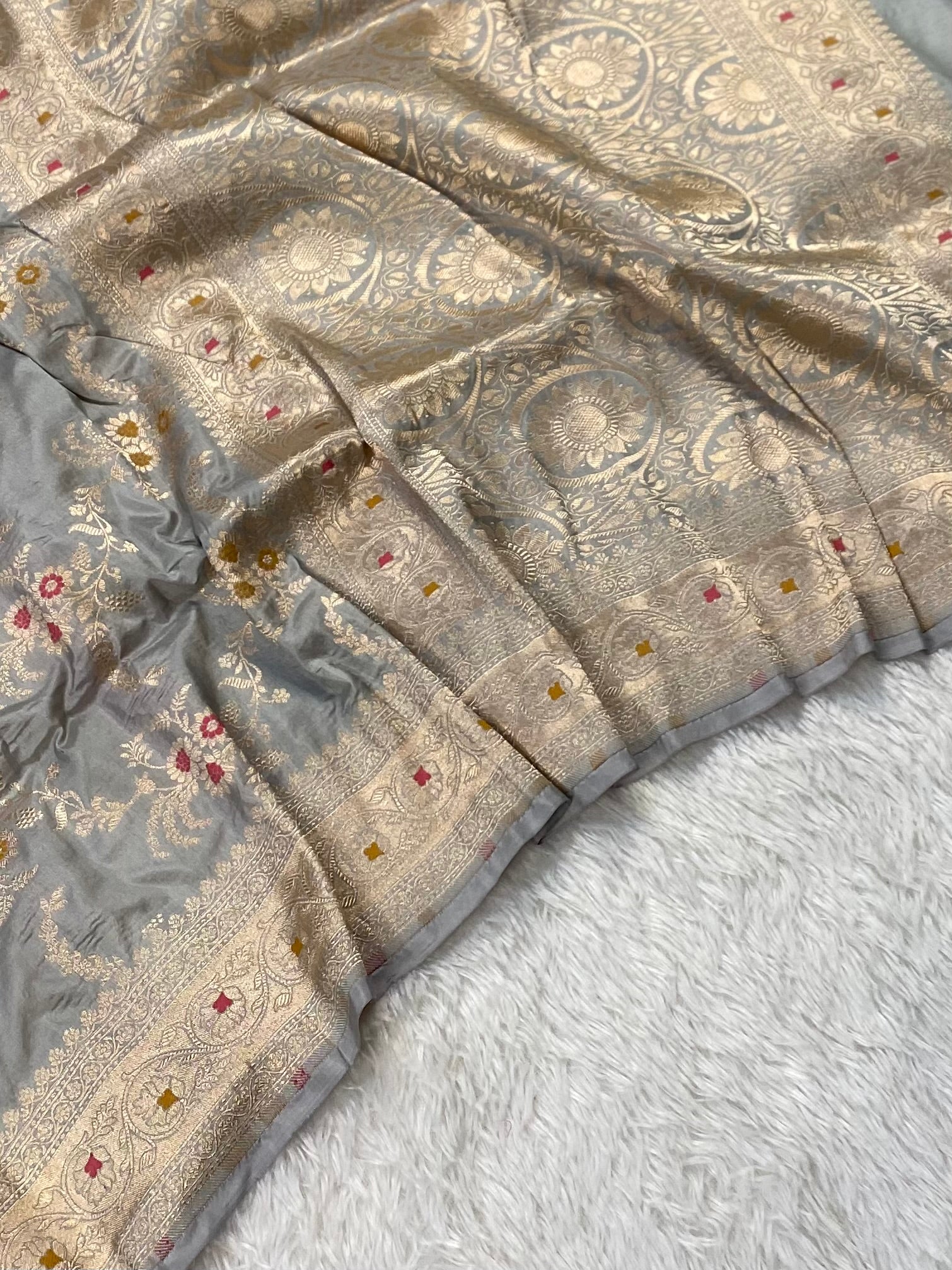 Ash Grey Meenedar Jaal Pattern Pure katan Silk Saree
