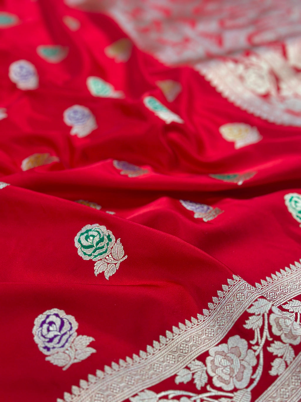 Bridal Rose Meena Buta Mashru Silk Banarasi Saree