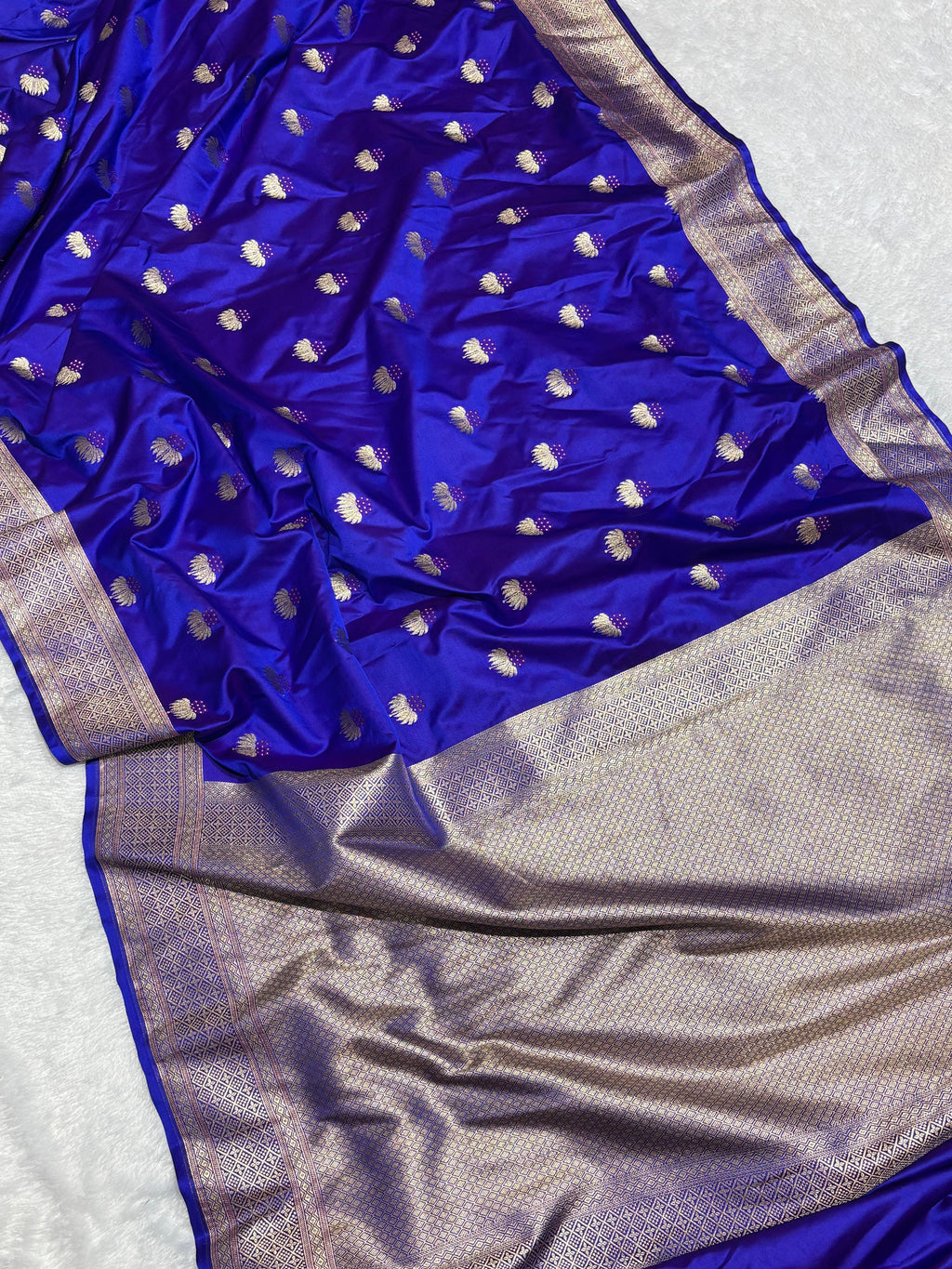 Royal Blue Shades Banarasi Boota Pattern Minakari Floral Mashru Silk Saree