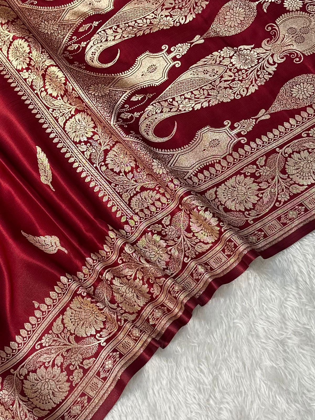Bridal   Maroon   Booti   Satin   Silk   Saree