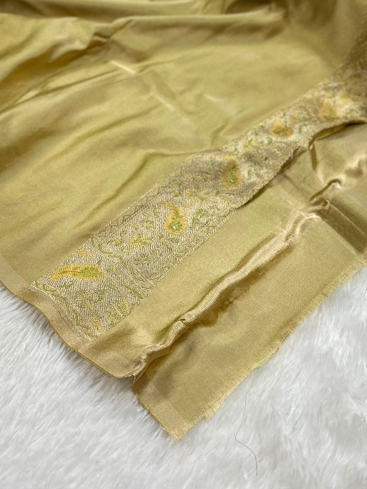 Jamawar Meenedar Buti Satin Katan Silk Banarasi Saree