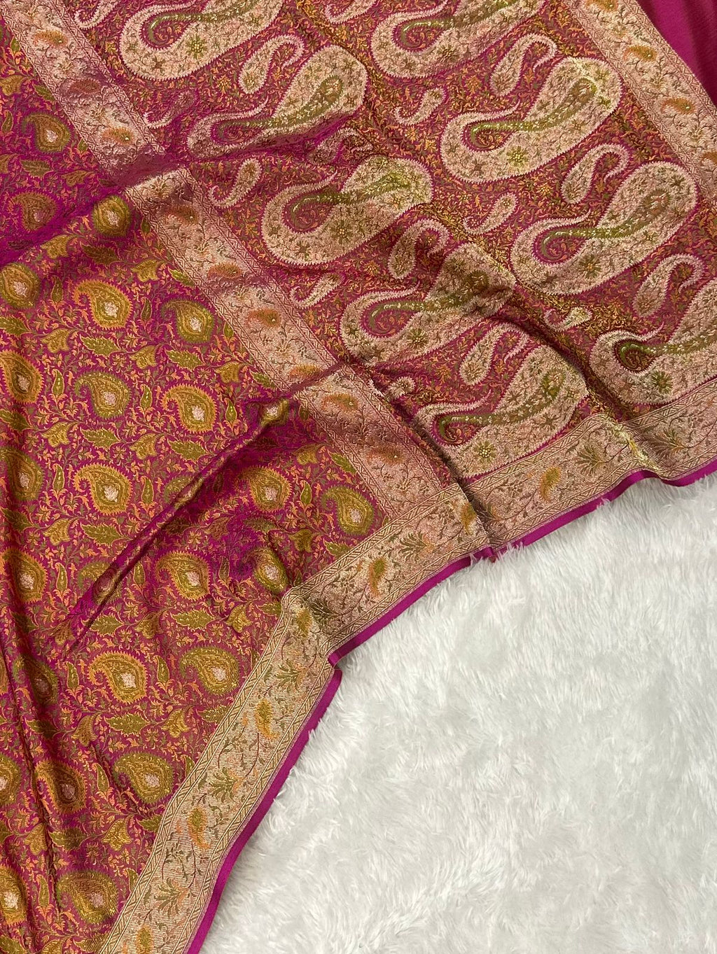 Jamawar Meenedar Buti Satin Katan Silk Banarasi Saree