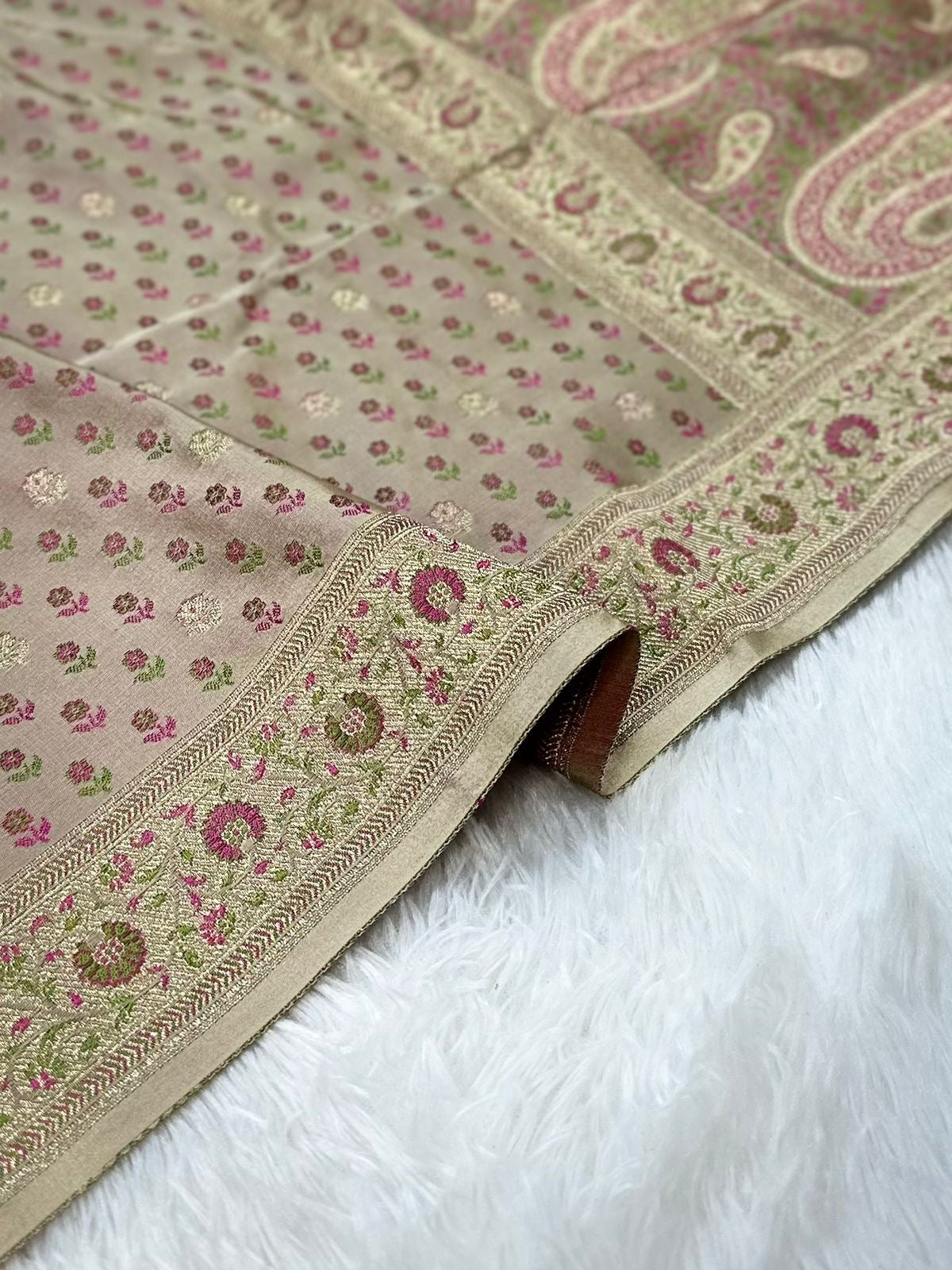 Jamawar Meenedar Buti Satin Katan Silk Banarasi Saree