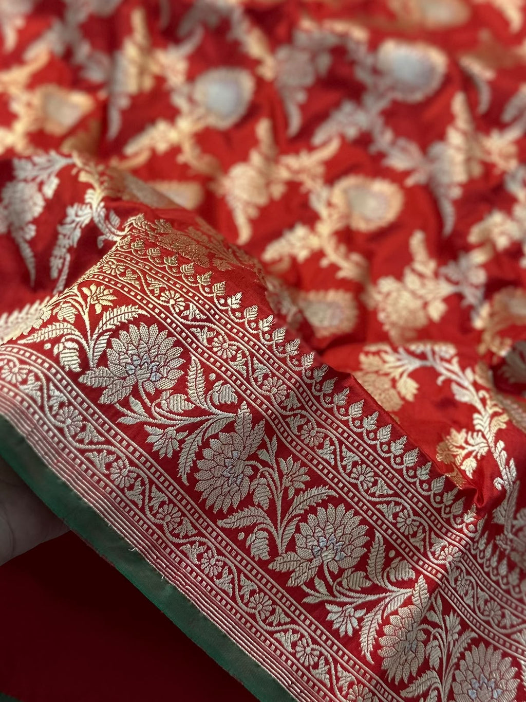 Bridal Handwoven Pure Katan Kadua Weaved Banarasi Jaal Pattern Saree