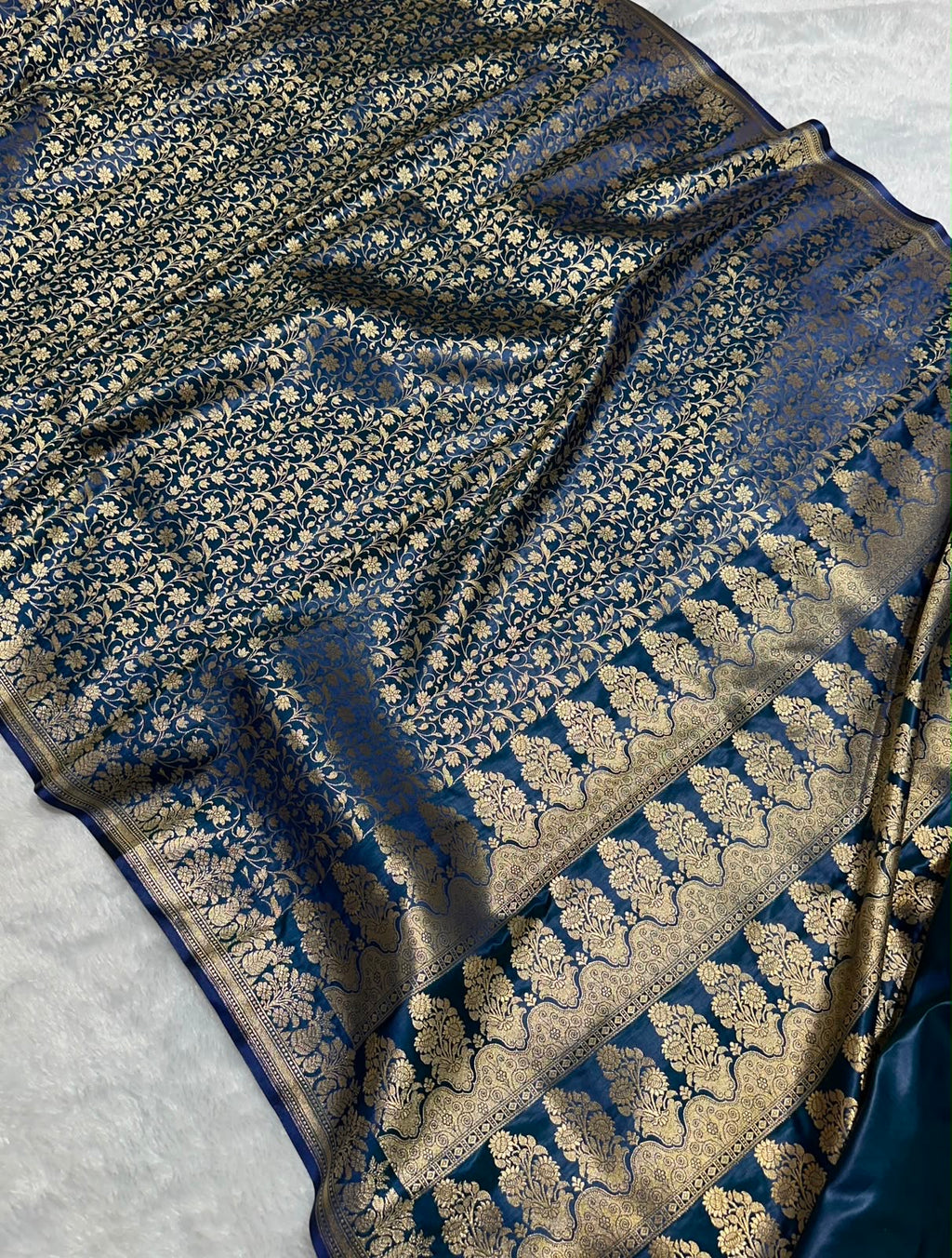 Mashru Banarasi Silk Saree in Blue Floral Brocade