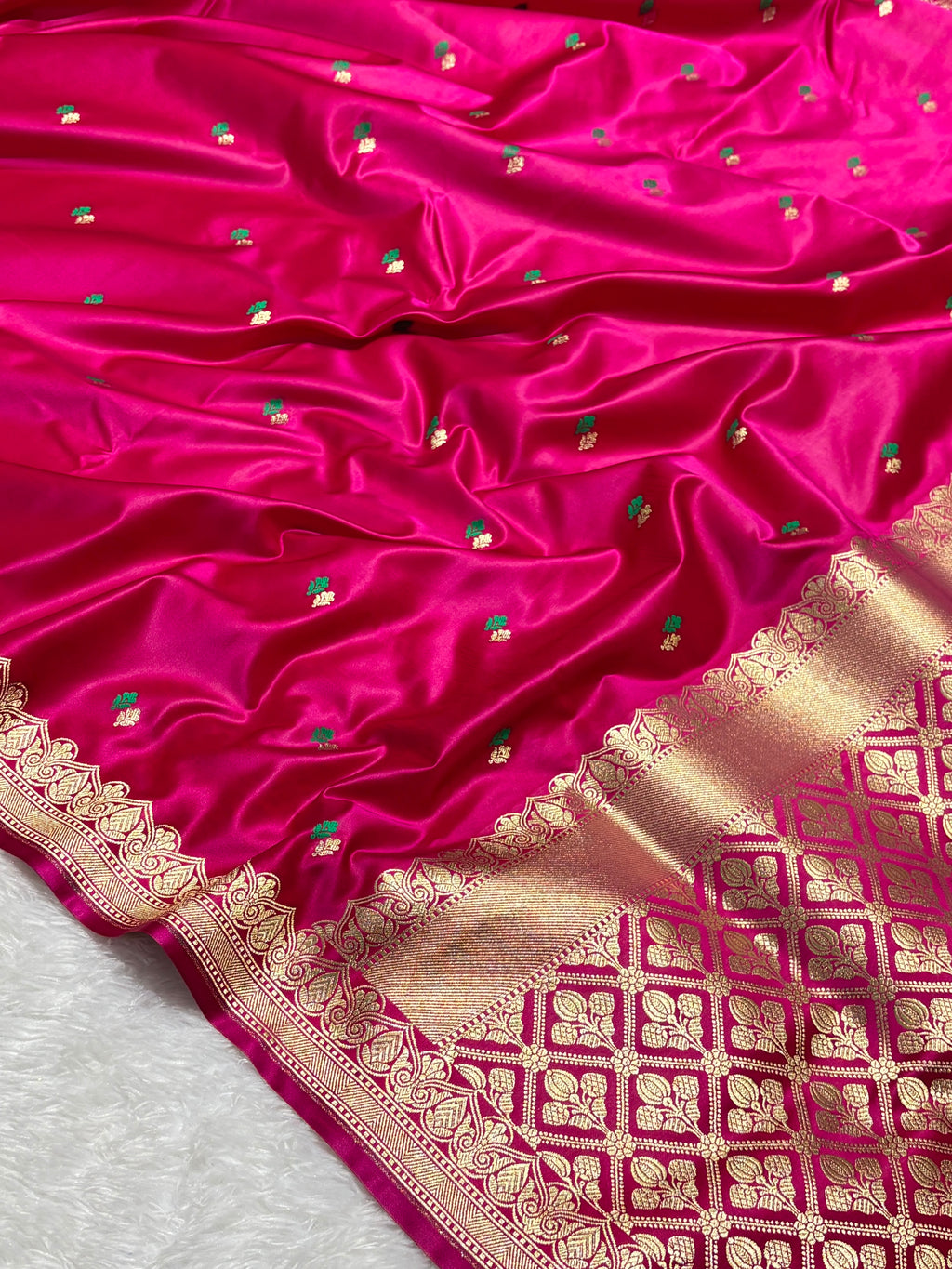 Bright Pink Dot Buta Mashru Silk Banarasi Saree