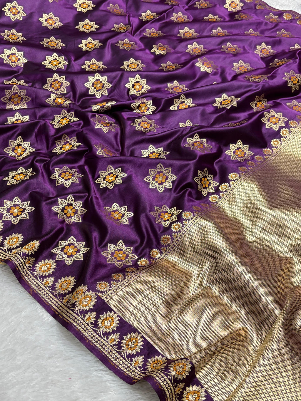Rangoli Meena Buta Mashru Silk Banarasi Saree