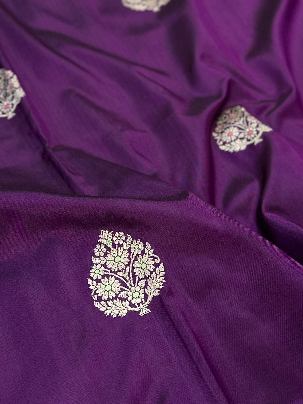 Purple Rangkaat Handwoven Pure katan kadua Banarasi Silk Saree