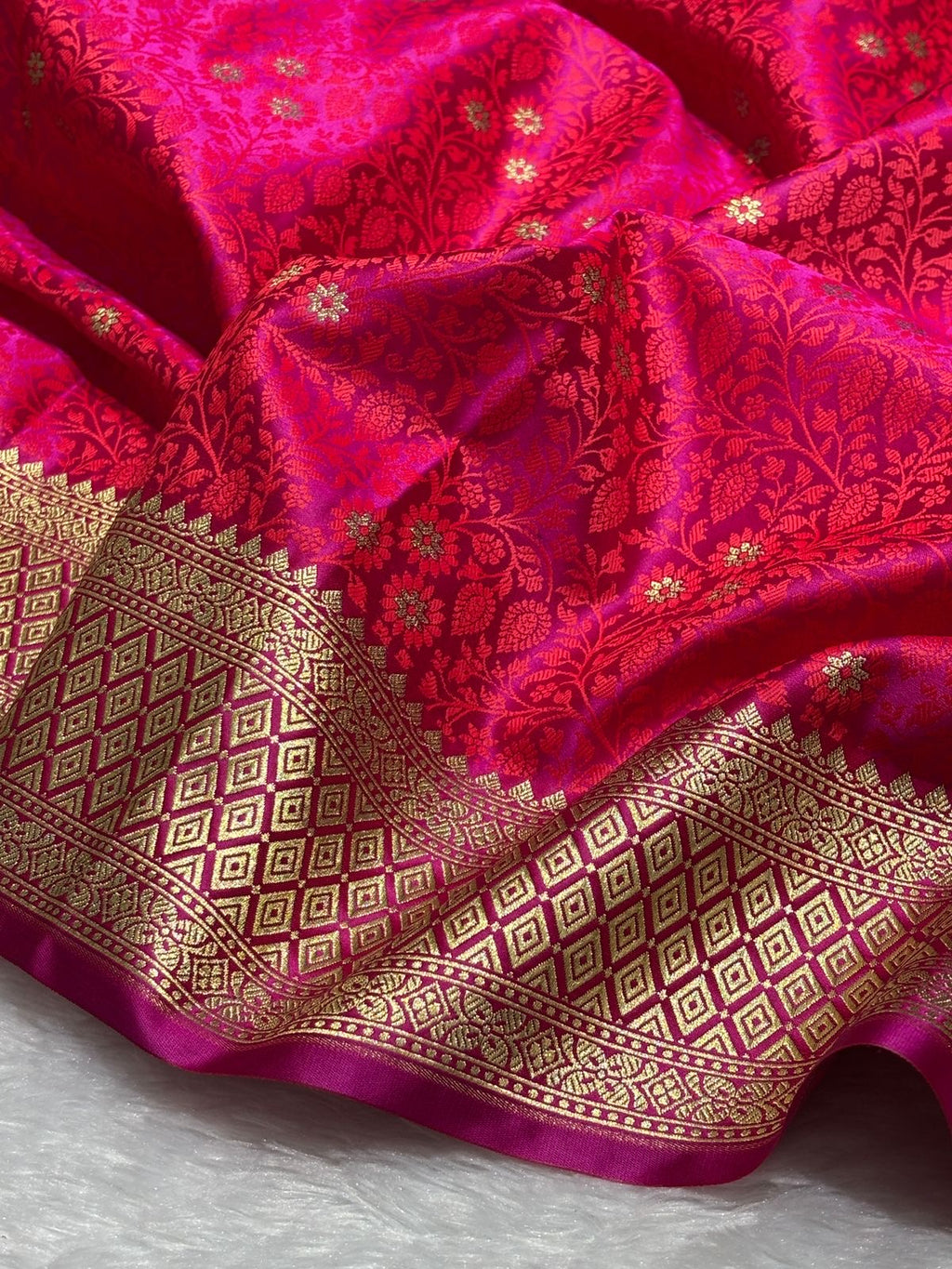 Pink Shades Tanchui Motif Mashru Silk Saree
