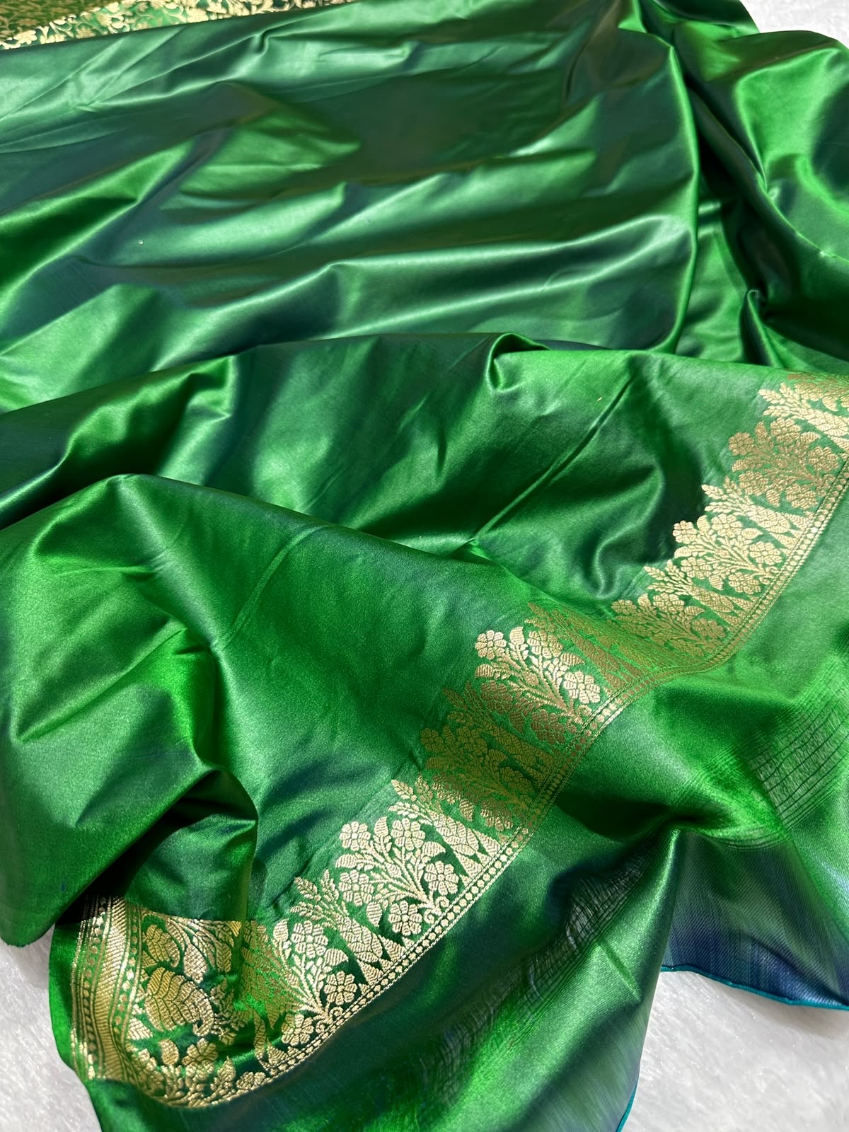 Mashru Banarasi Silk Saree in Green Floral Brocade