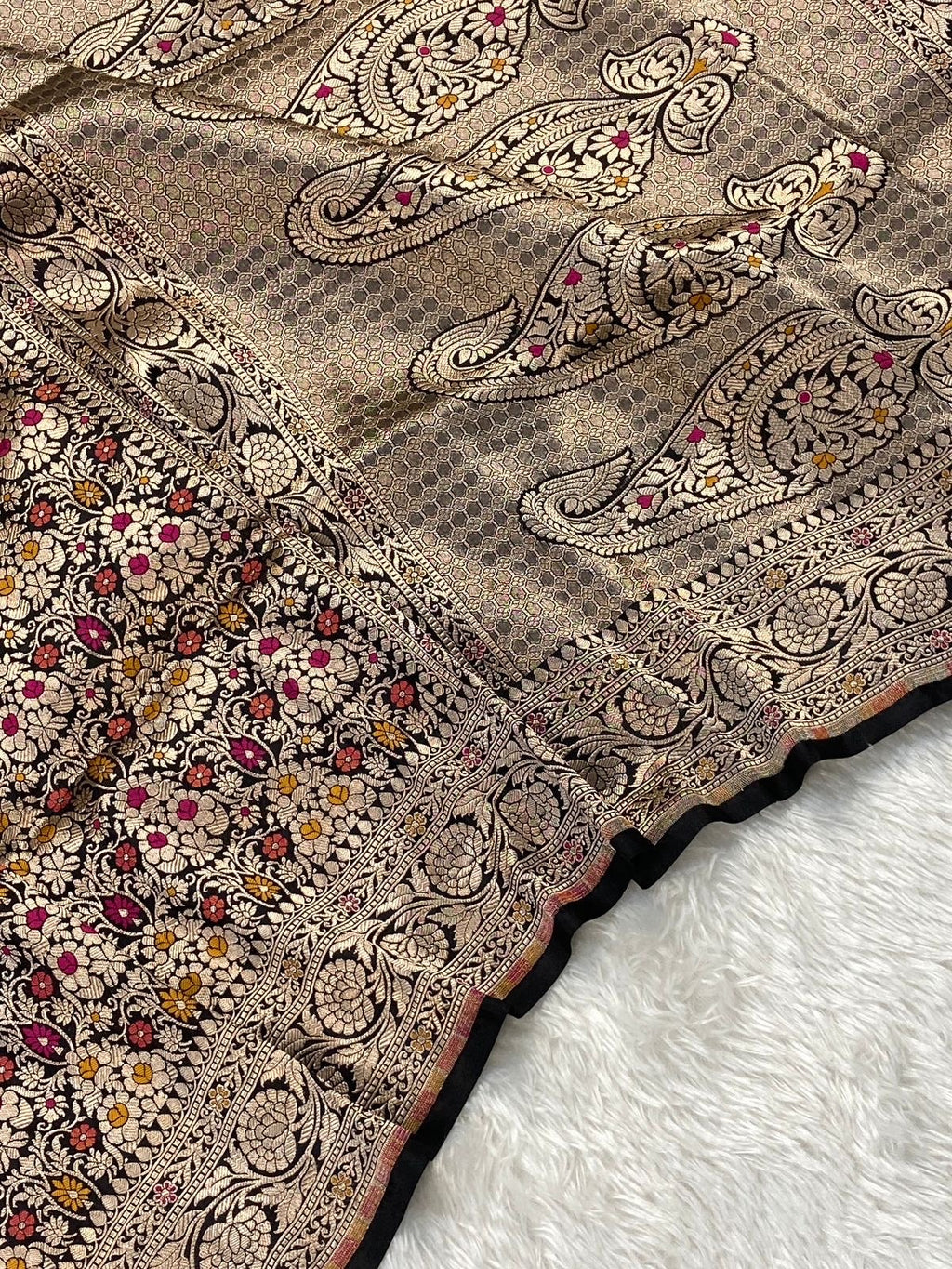 Black Pure Banarasi Silk Saree – Meenakari Brocade Jaal | Authentic Banaras
