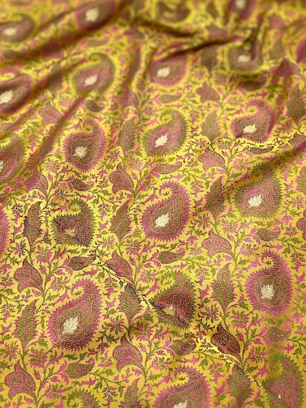 Jamawar Meenedar Buti Satin Katan Silk Banarasi Saree