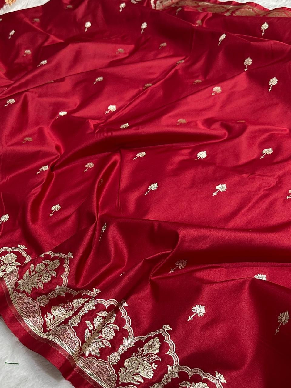 Maroon Shade Mashru With Gold Buti Saree and with Grand Pallu