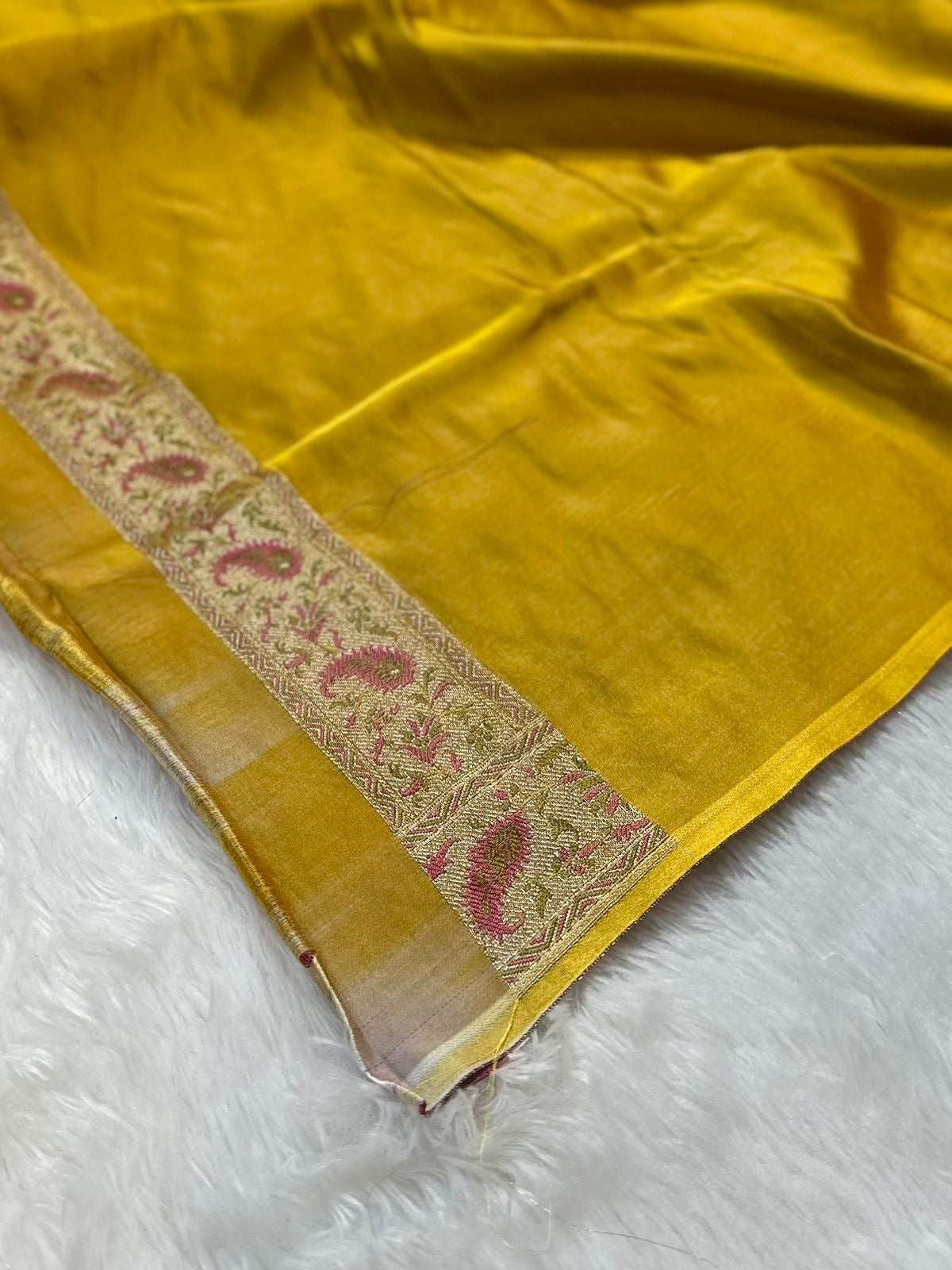 Jamawar Meenedar Buti Satin Katan Silk Banarasi Saree