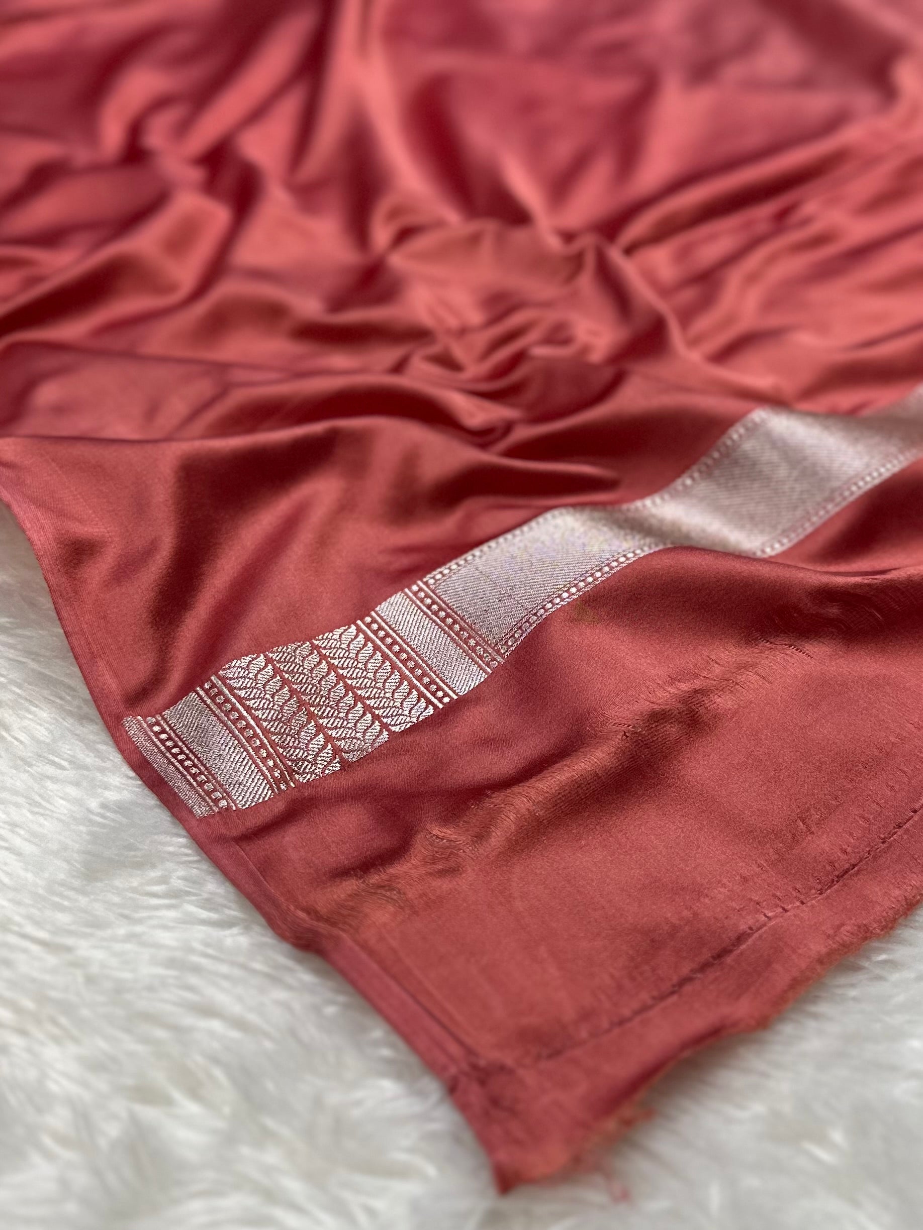 Dusty Rosewood Mashru Silk Buta Pattern Banarasi Saree