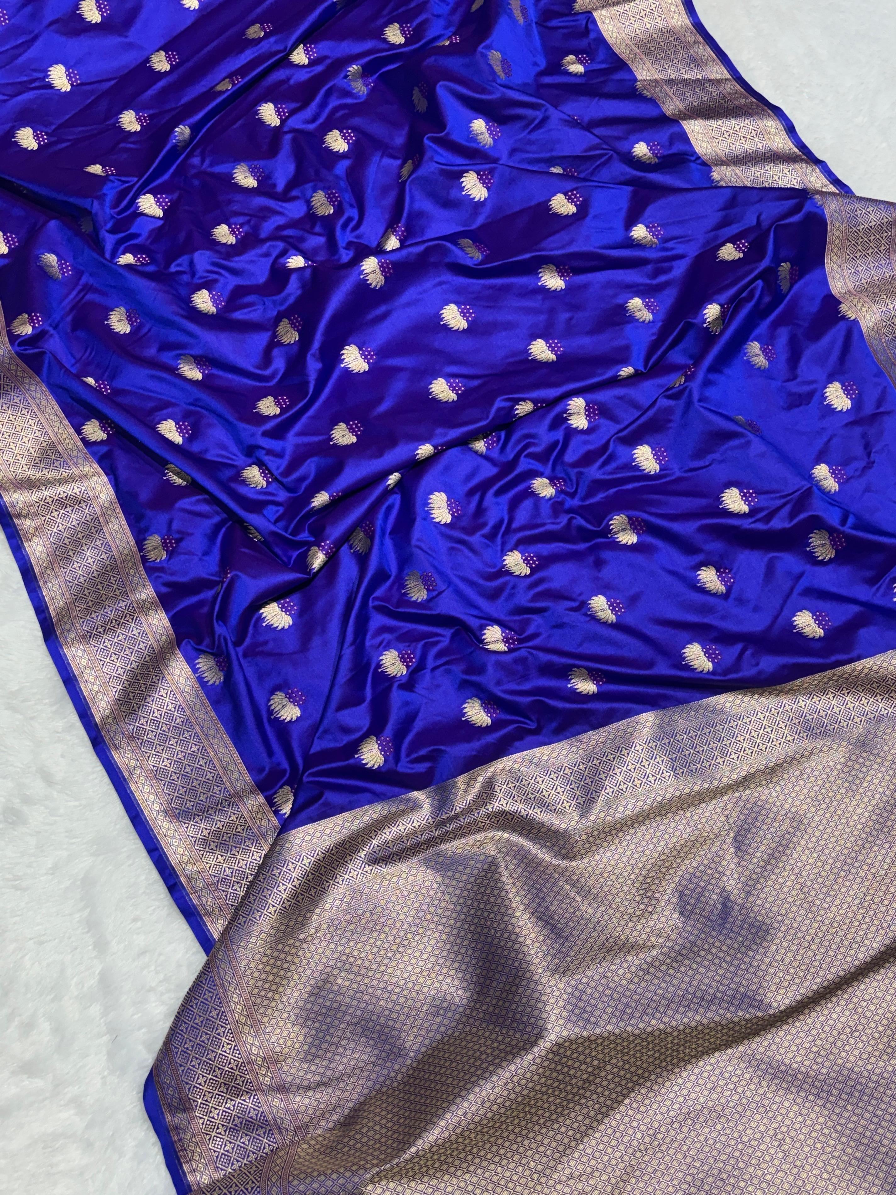 Royal Blue Shades Banarasi Boota Pattern Minakari Floral Mashru Silk Saree