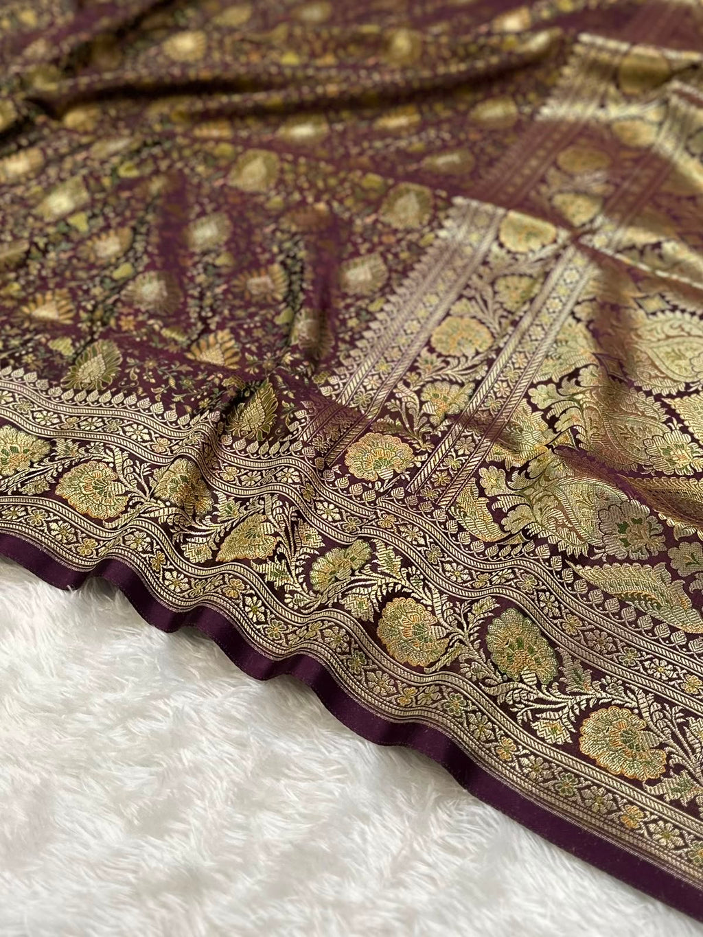 Shade of Purple and Gold Mashru Tanhui Banarasi Saree