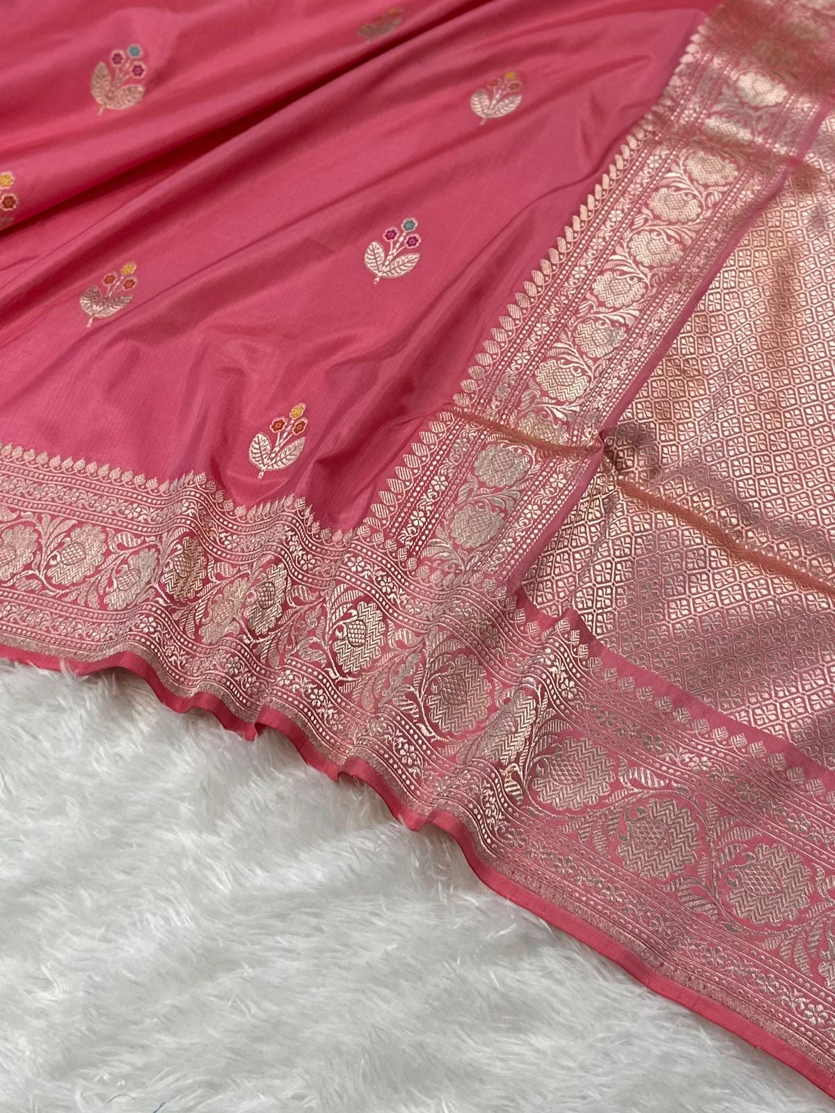 Baby Pink Handwoven Pure katan kadua Banarasi Silk Saree