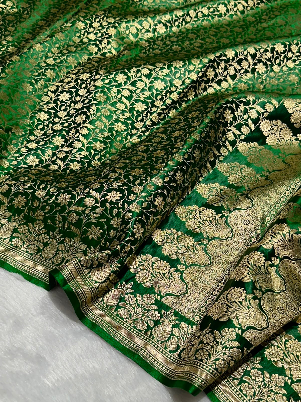 Mashru Banarasi Silk Saree in Green Floral Brocade