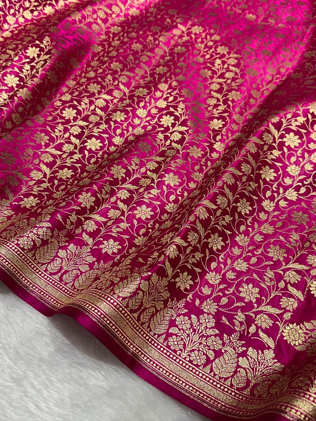 Mashru Banarasi Silk Saree in Pink Floral Brocade