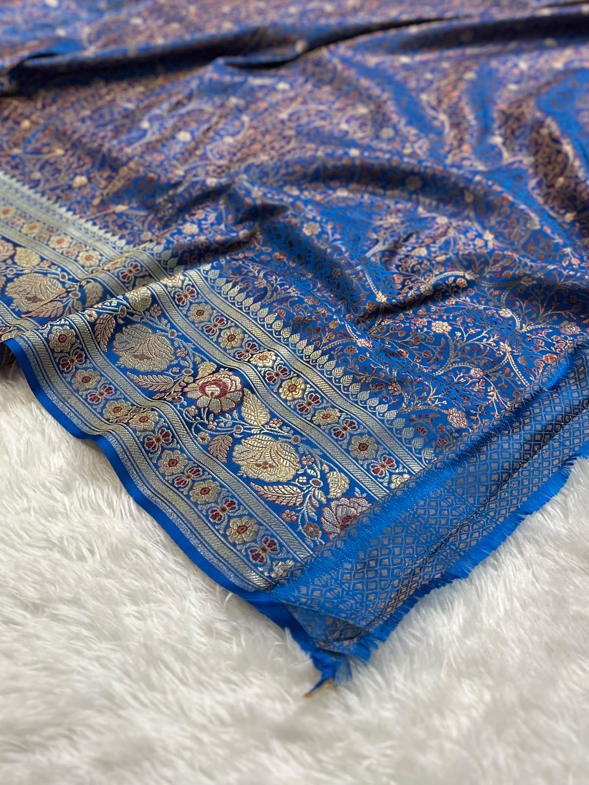 Shade of Blue and Gold Mashru Tanhui Banarasi Saree