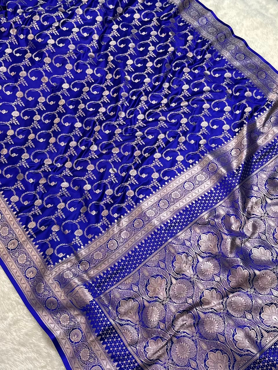 Royal Blue Mashru Silk Jaal Pattern Banarasi Saree