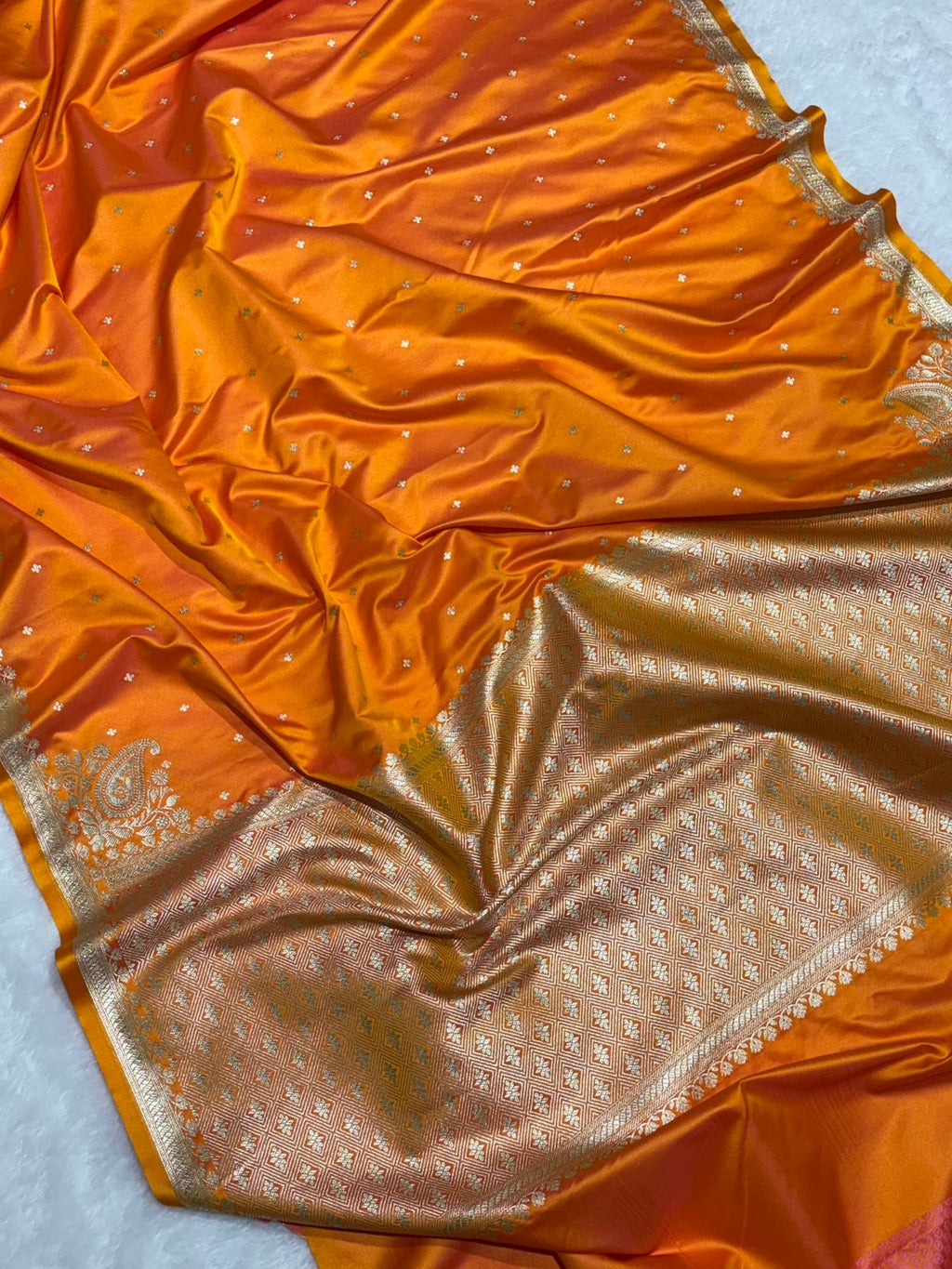 Mashru Silk Banarasi Saree in Buti