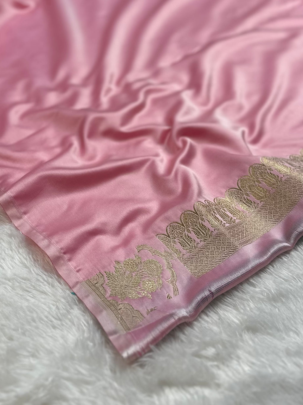 Baby Pink Mashru Silk buti Banarasi Saree