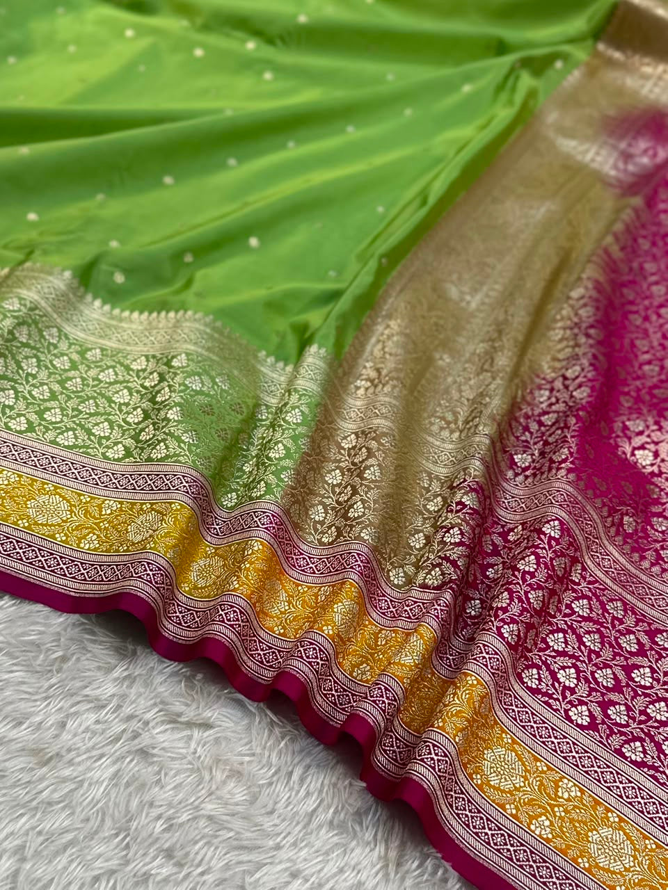 Contrast Border Mashru Silk Banarasi Saree