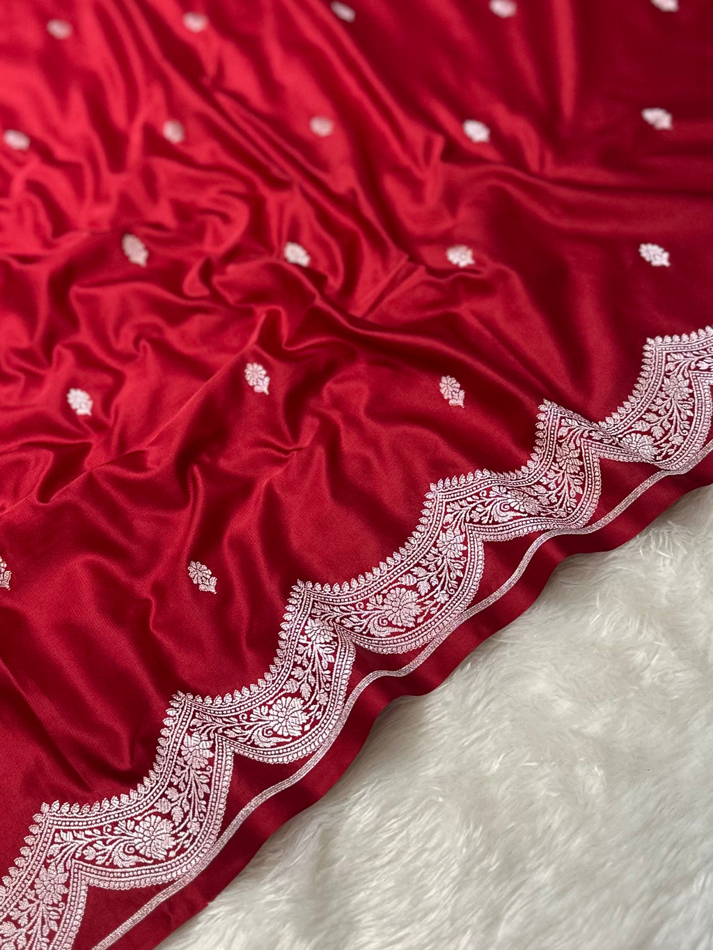 Bridal Red Mashru SilkBanarasi Saree in Buta pattern
