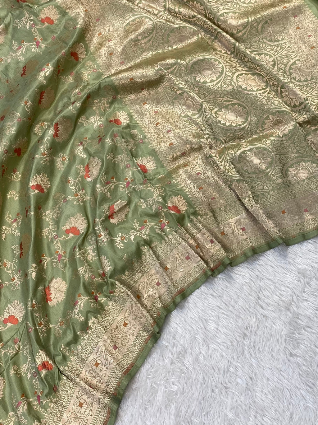 Pista Green Pure Banarasi Silk Saree – Meenakari Jaal | Authentic Banaras