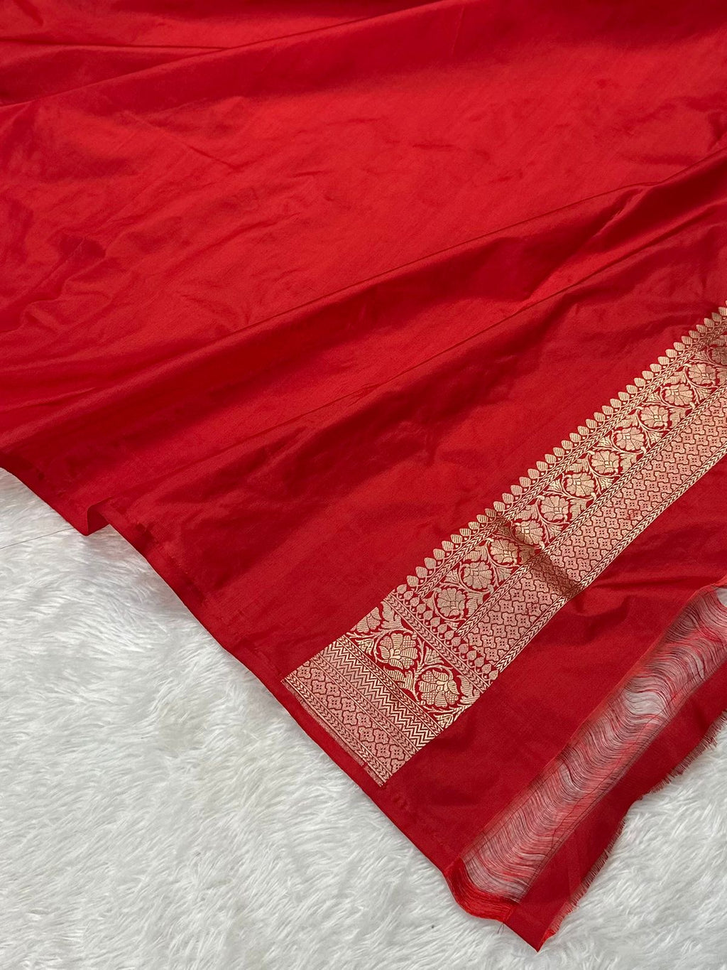 Red Handwoven Pure kadua Banarasi Silk Saree