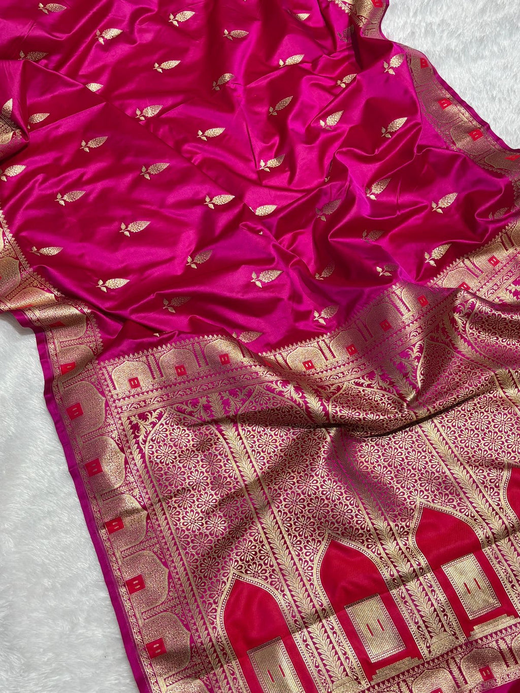 Rani Pink Leaf Buta Mashru Silk Banarasi Saree