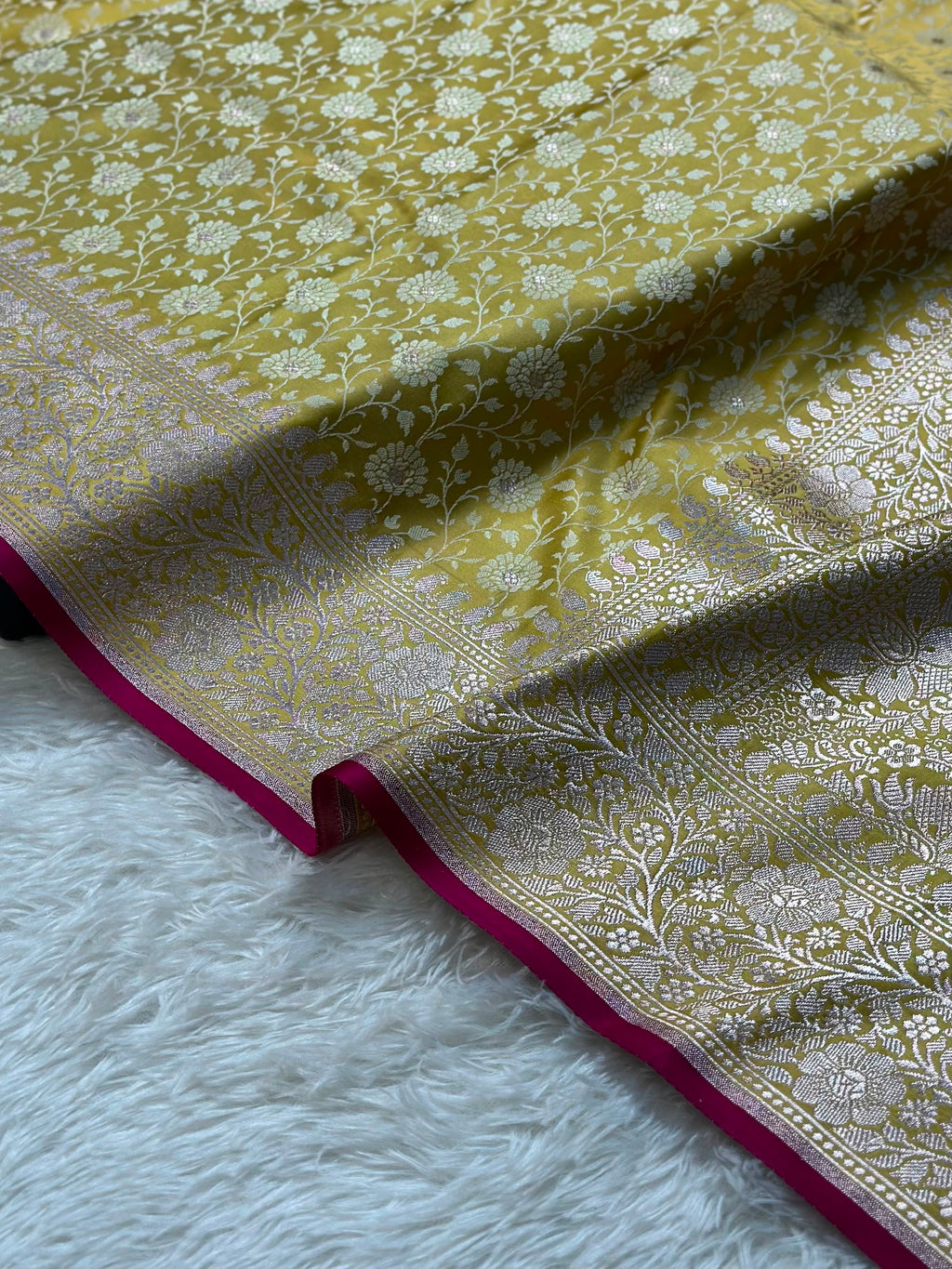 Mashru Silk Tanchui Based In Lemon Color