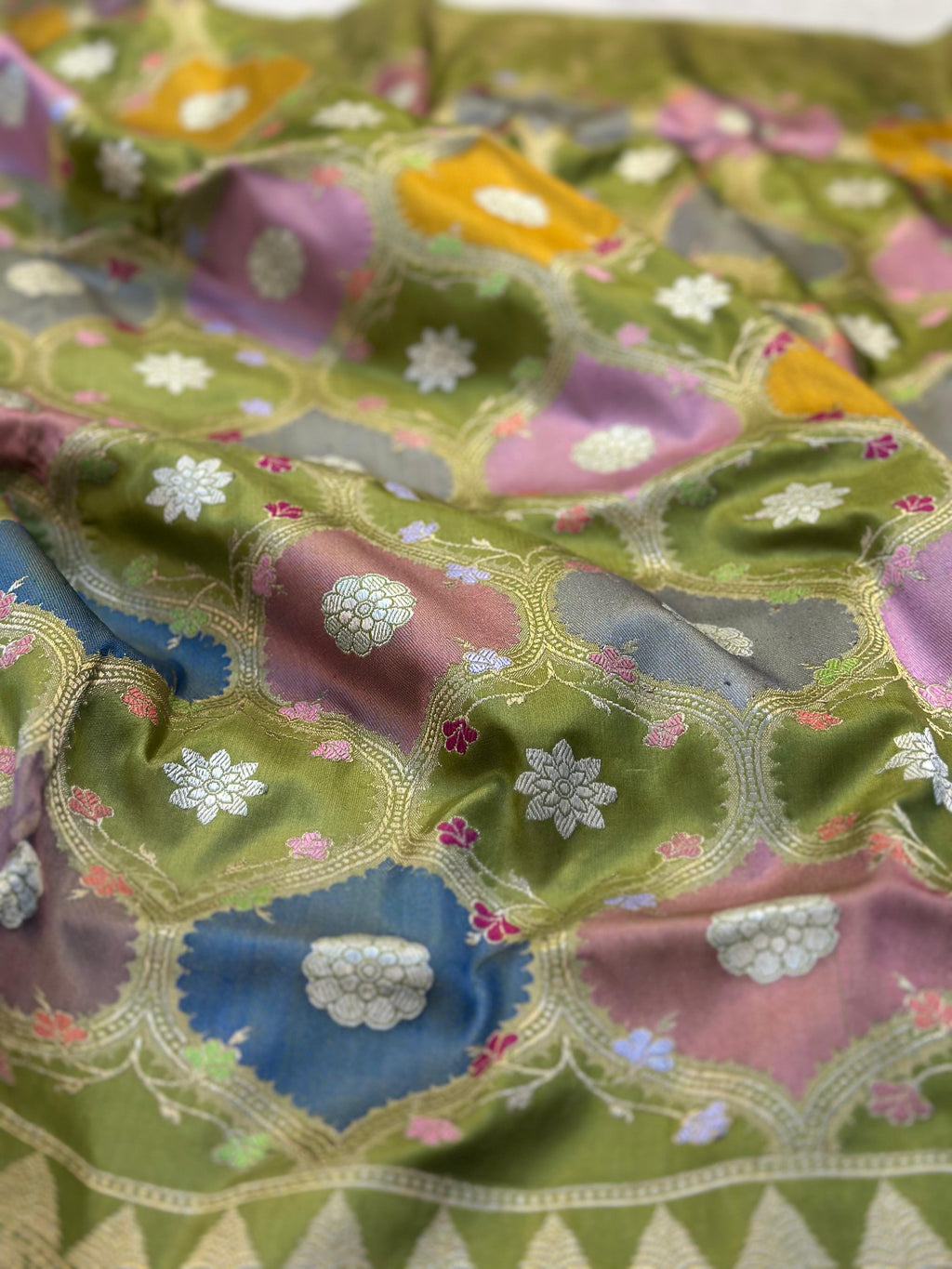 Pure Katan Silk Rangkaat Banarasi Saree Woven with Golden Zari in Multiple Block pattern