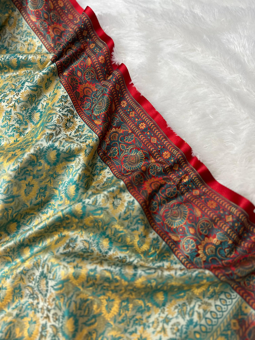 Mashru Silk Tanchui Banarasi Saree